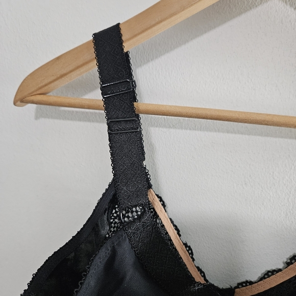 Elomi Black Lace Full-Coverage Bra - Picture 3 of 7